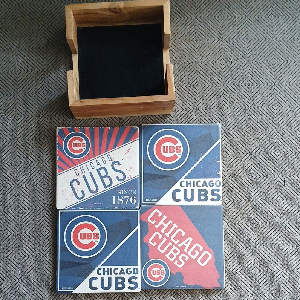 Cubs Coaster Set with Wooden Holder